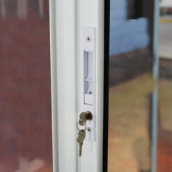 Véranda 300x305cm En Aluminium Blanc Et Polycarbonate 8mm Sanremo - Canopia By Palram -Jardin Soldes veranda 300x425cm en aluminium blanc et polycarbonate 8mm sanremo palram canopia 5