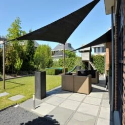 Voile D'ombrage Triangle 90° Coolfit 400x400x570cm Noir - NESLING 7 Voile D'ombrage Triangle 90° Coolfit 400x400x570cm Noir - NESLING -Jardin Soldes voile d ombrage triangle 90 coolfit 400x400x570cm noir nesling 2
